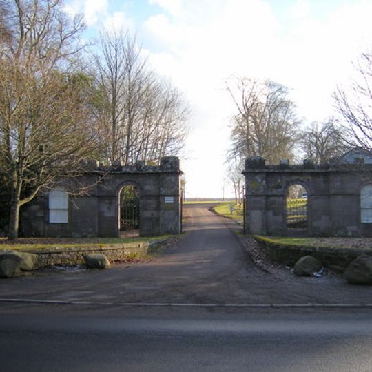 Brechin, Brechin Castle, Old Lodge And Gate Piers
