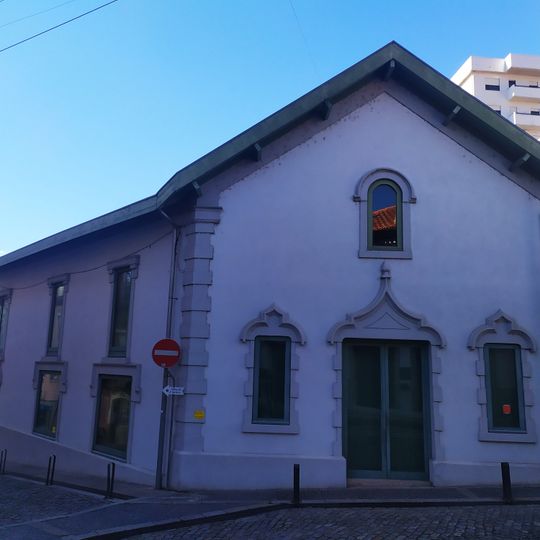 Edifício do Cine-Teatro Reguense