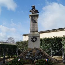 Monument aux morts de Péault