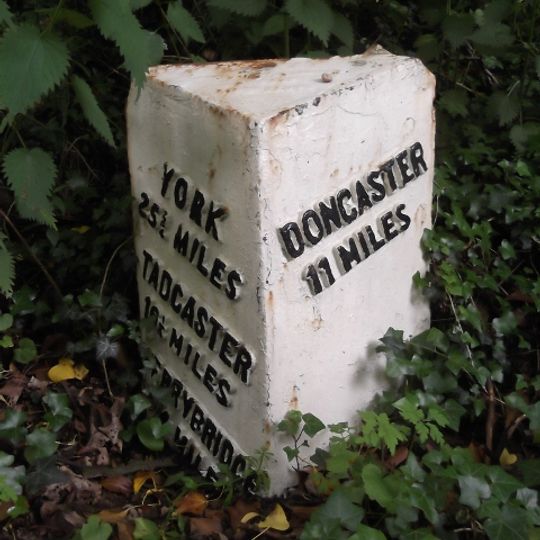 Milepost On West Side Of Road At Se 485179