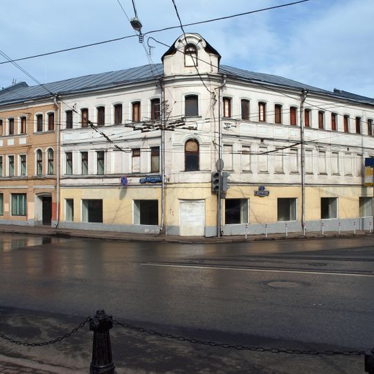 Доходный дом