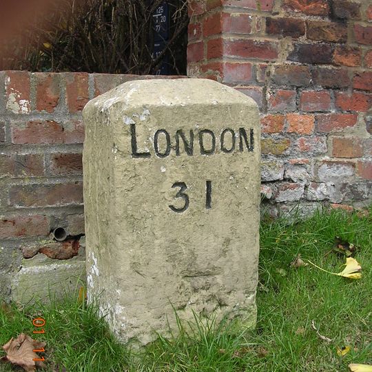 Milestone, Aylesbury Road; Old Town Farm, by No. 12, Milestone Cottage
