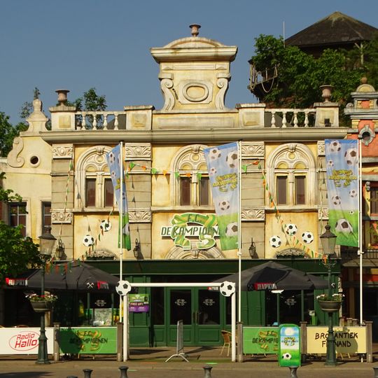 F.C. De Kampioenen Café