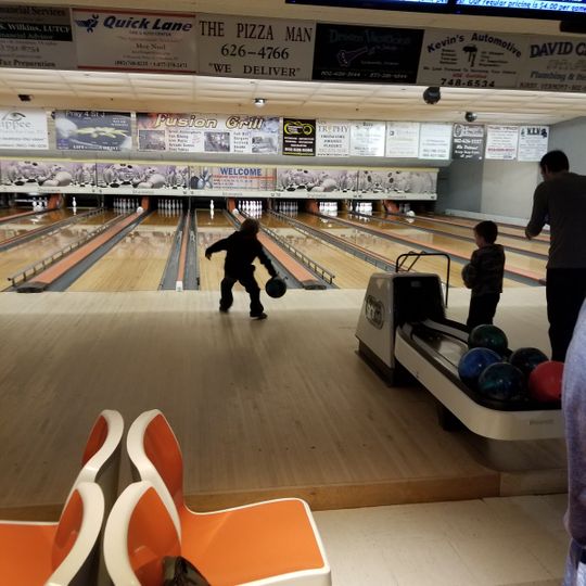 Gold Crown Lanes