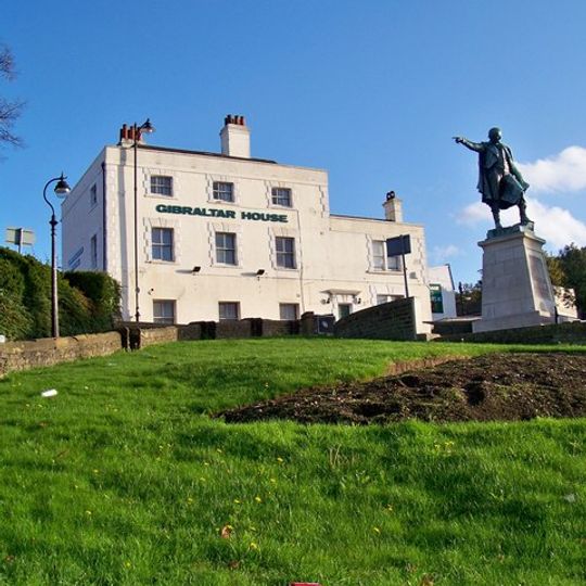 Statue of Thomas Waghorn