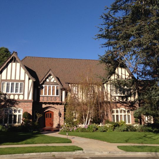 Cheviot Hills