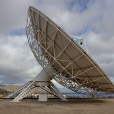Satellite dish, Museo de la Ciencia y el Cosmos
