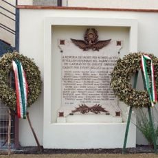 Plaque to the railway workers who fell in the world wars
