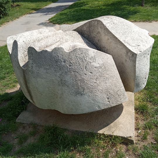 Drinking fountain between Vejvanovského and Michnova streets