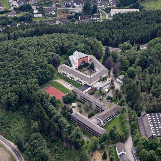 Kloster und Gymnasium Maria Königin