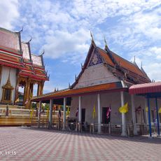 Wat Klang Bang Pakong