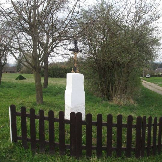 Kříž východně od Příkosic