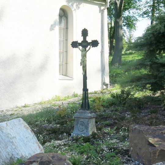 Kříž u kaple svatého Martina ve Vejprtech