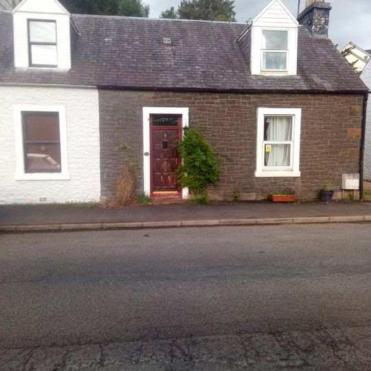 9 Beechgrove, Moffat