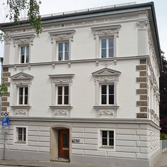 Mietshaus