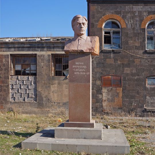 Monument to Sargis Lukashin, Gyumri