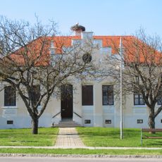 Evangelisches Gemeindezentrum, ehem. evang. Schule