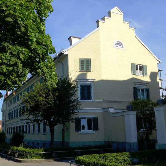 Stögerstraße 1-11