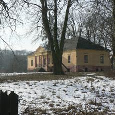 Dolný kaštieľ, kúria