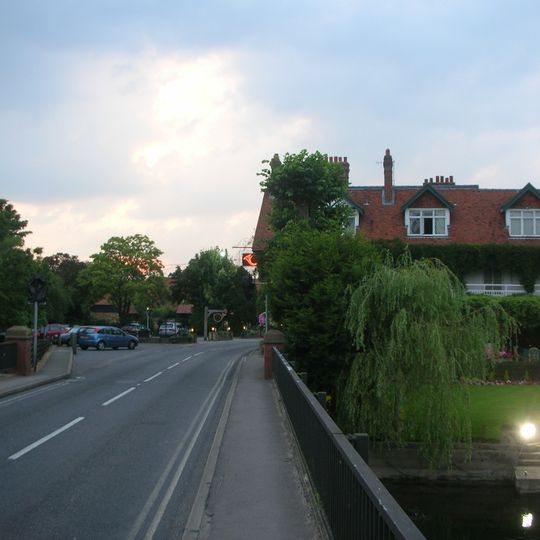Sonning Backwater Bridges