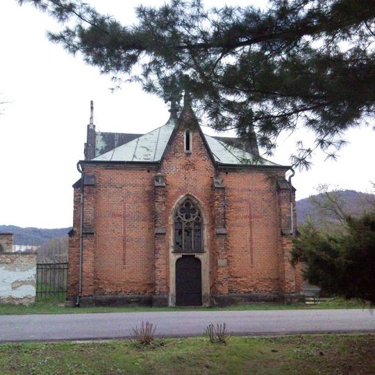 Pohřební kaple Chotků ve Valtířově