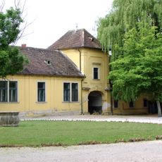 Wirtschaftsgebäude Schloss Kirchstetten