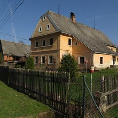 Usedlost čp. 16 se stodolou