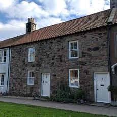 9 And 10, Front Street