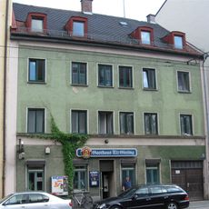 Dreigeschossiges Vorstadthaus