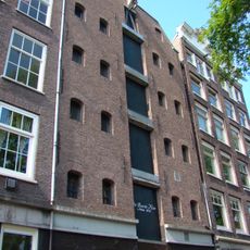 Dubbel pakhuis met trapeziumgevel