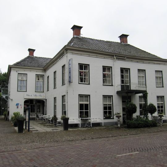 Voorm. raadhuis annex hotel-café