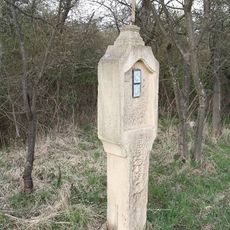 Boží muka u Vrbičky při silnici na Nepomyšl