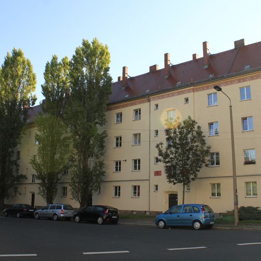 Emmausstraße 11-13-15-17