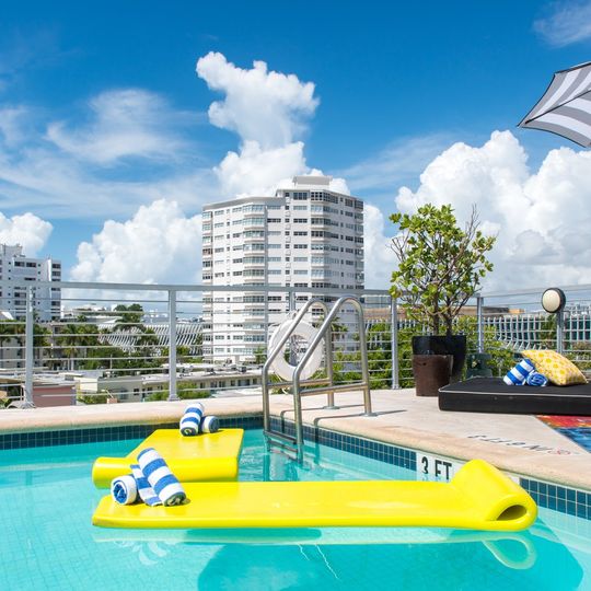 Riviera Suites South Beach