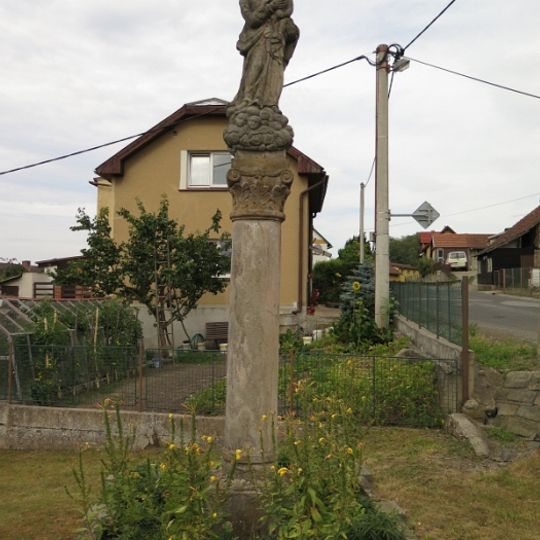 Sloup se sochou Panny Marie