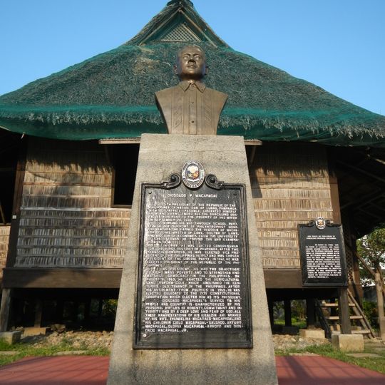 Diosdado P. Macapagal historical marker