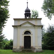 Kaplička ve středu Sušna