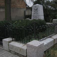 Pomník padlým v první světové válce u zastávky autobusu v Dehtárech