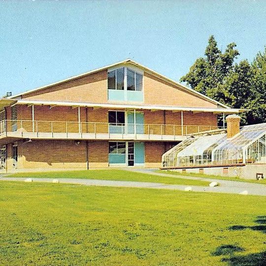 Mitchell College