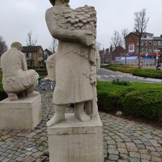 Statue