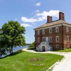 London Town Publik House