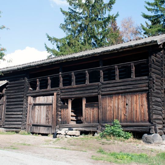 Logen och loftlängan, Älvrosgården, Skansen