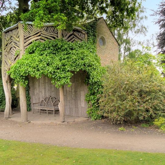 Wellhouse and adjoining root arbour