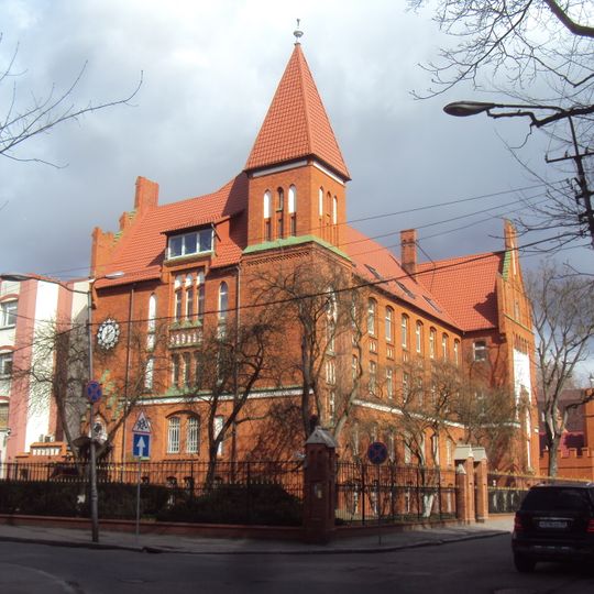 Здание сиротского приюта Типольтов