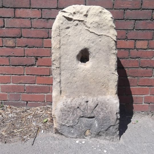 Milestone, Sheffield Road, W end of Conisbrough