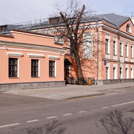 Sadovnicheskaya Street 56