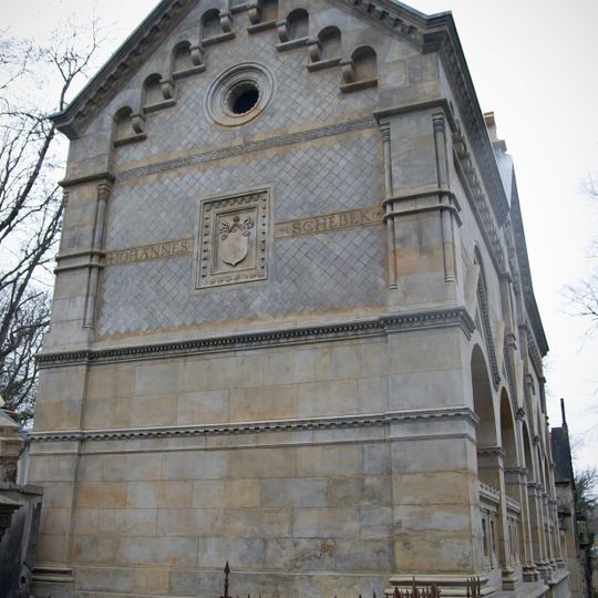 Hrobka rodin Lanna a Schebek