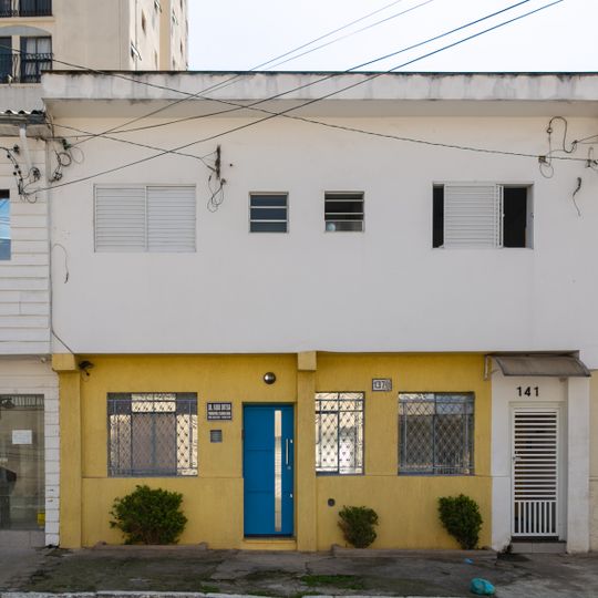 Imóvel à Rua Conceição Veloso, nº 141