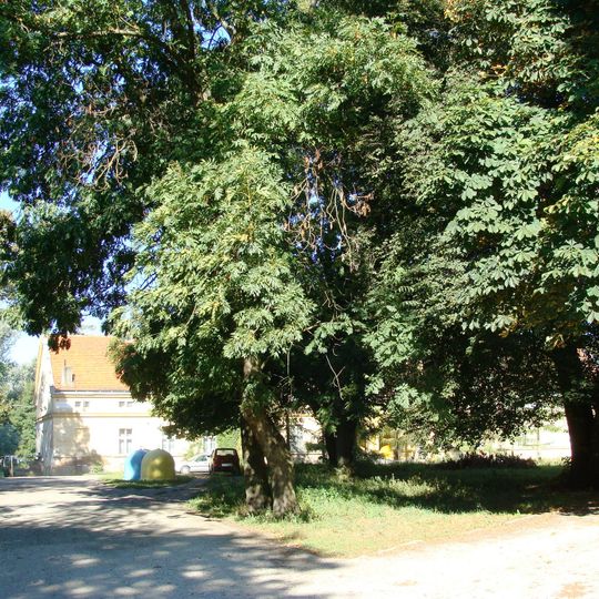 Zespół dworski w Słupach