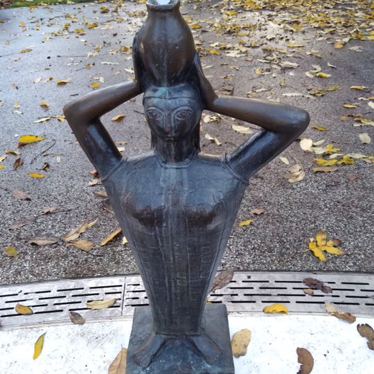 Waterdraagster met vissen